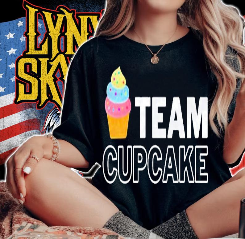 Team Cupcake T-shirt t-shirt