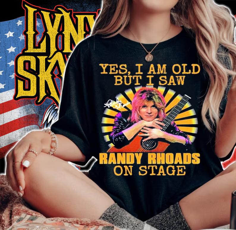 Yes I Am Old But I Saw Randy Rhoads On Stage Signature T-Shirt t-shirt