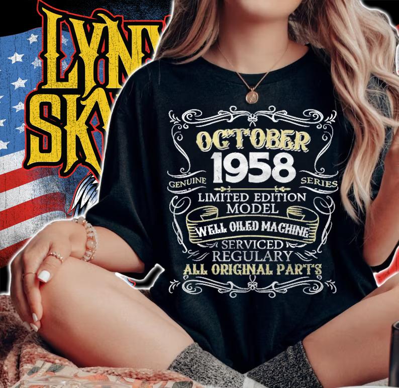 63Rd Birthday Born In October 1958 63 Years Old T-shirt t-shirt
