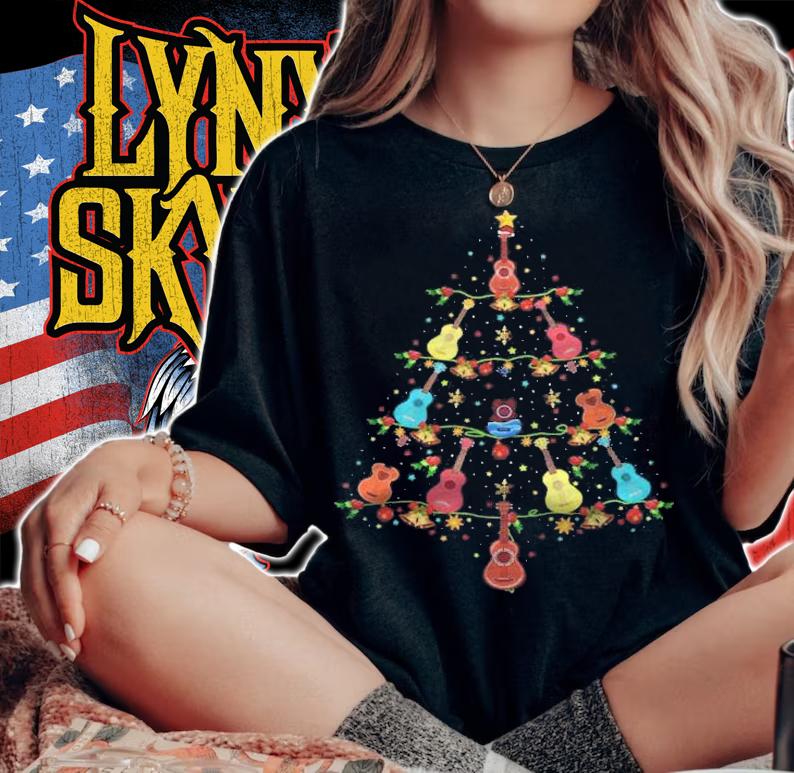 Ukulele Music Lover Xmas Gift Ukulele Christmas Tree Shirt t-shirt