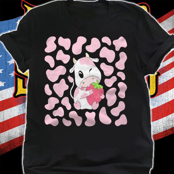 Cute Pink Strawberry Cow Print Kawaii Aesthetic Pattern Shirt t-shirt shirt