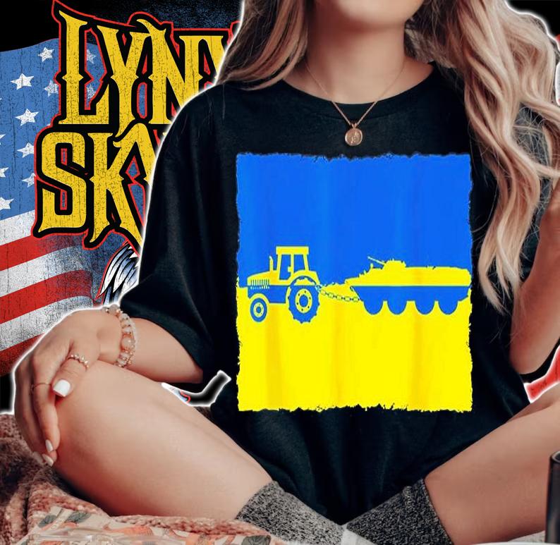 Stop Putin Ukraine Farmer Tractor Stealing A Russian Tank T-Shirt t-shirt woman shirt
