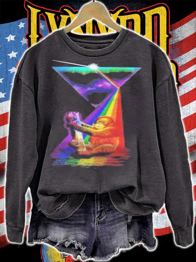 Vintage Retro Prism Orangutan Gift T-shirt t-shirt