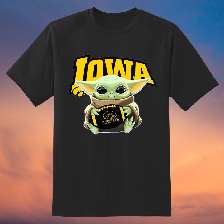 Baby Yoda Iowa Hawkeyes Football T-Shirt – Perfect Fan Gift