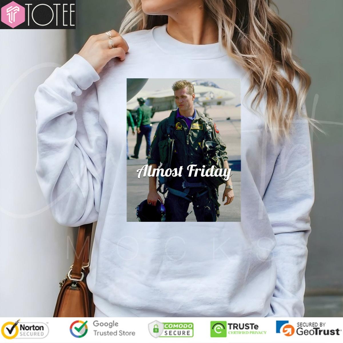 Sweatshirt